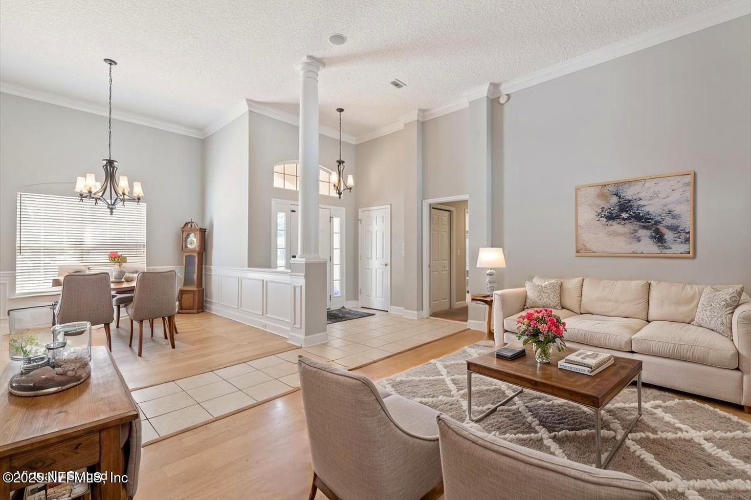 Image 3: 12-FULL-011 - 5