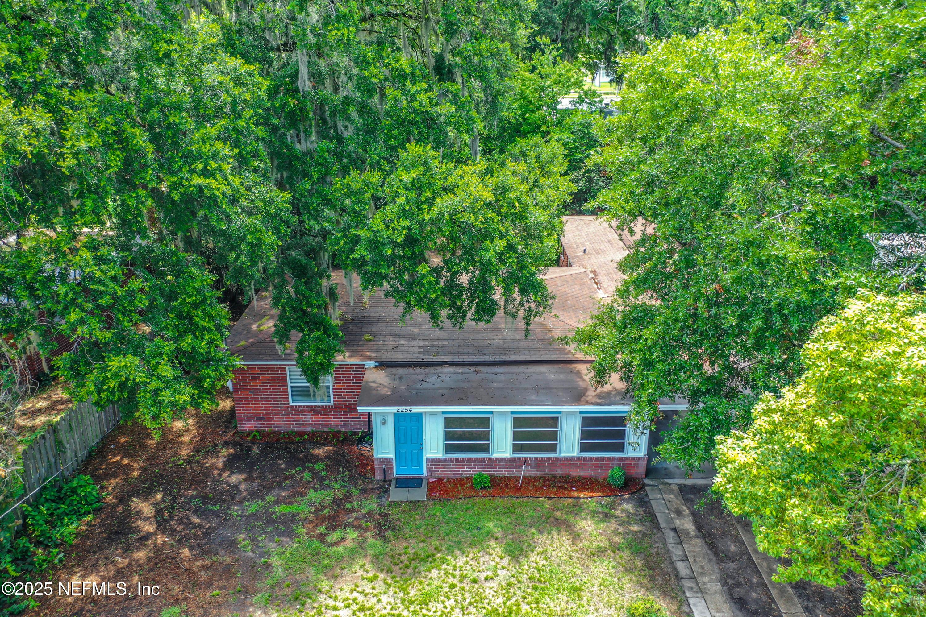 Image 2: 2254 Lake Lucina Drive-4