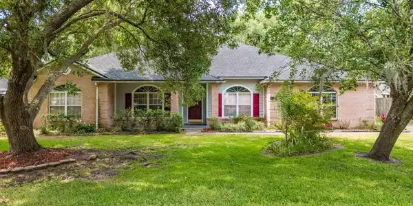 1781 WATERBURY Lane