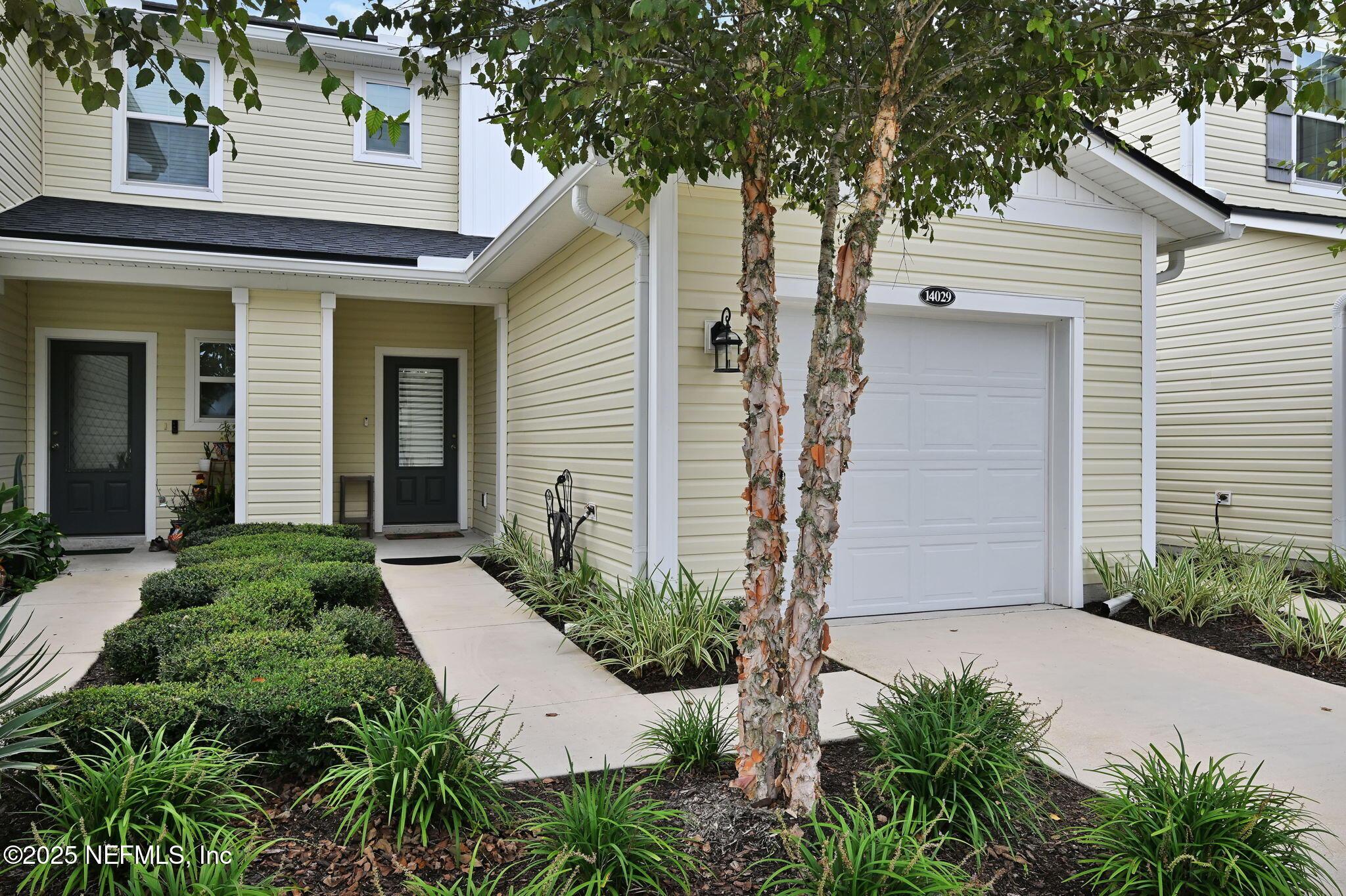 Image 4: 6-web-or-mls-14029 Molina Dr_006