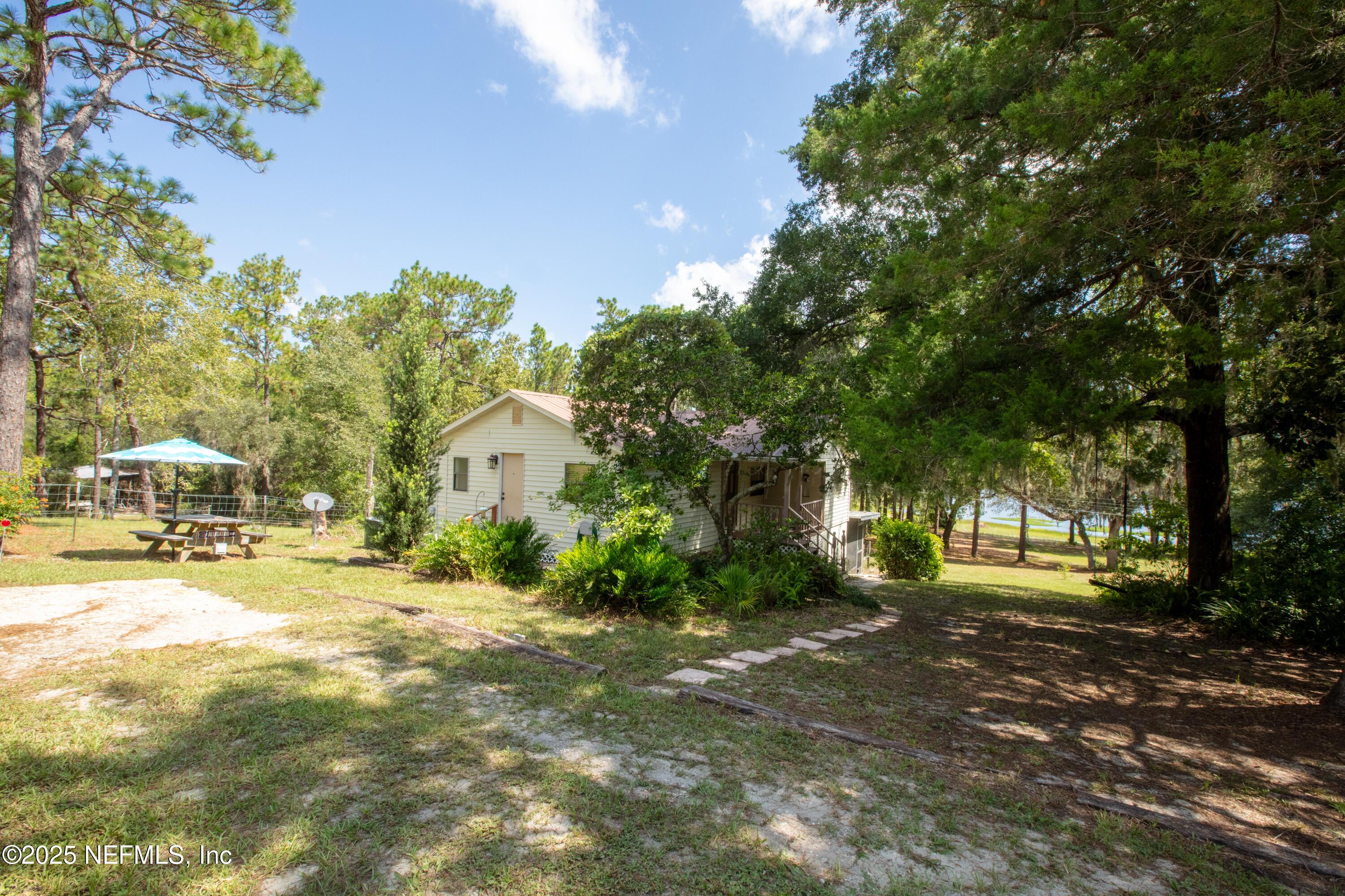 Image 1: 333se46thMLS-4