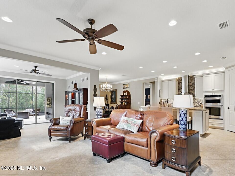Image 2: Open Floorplan
