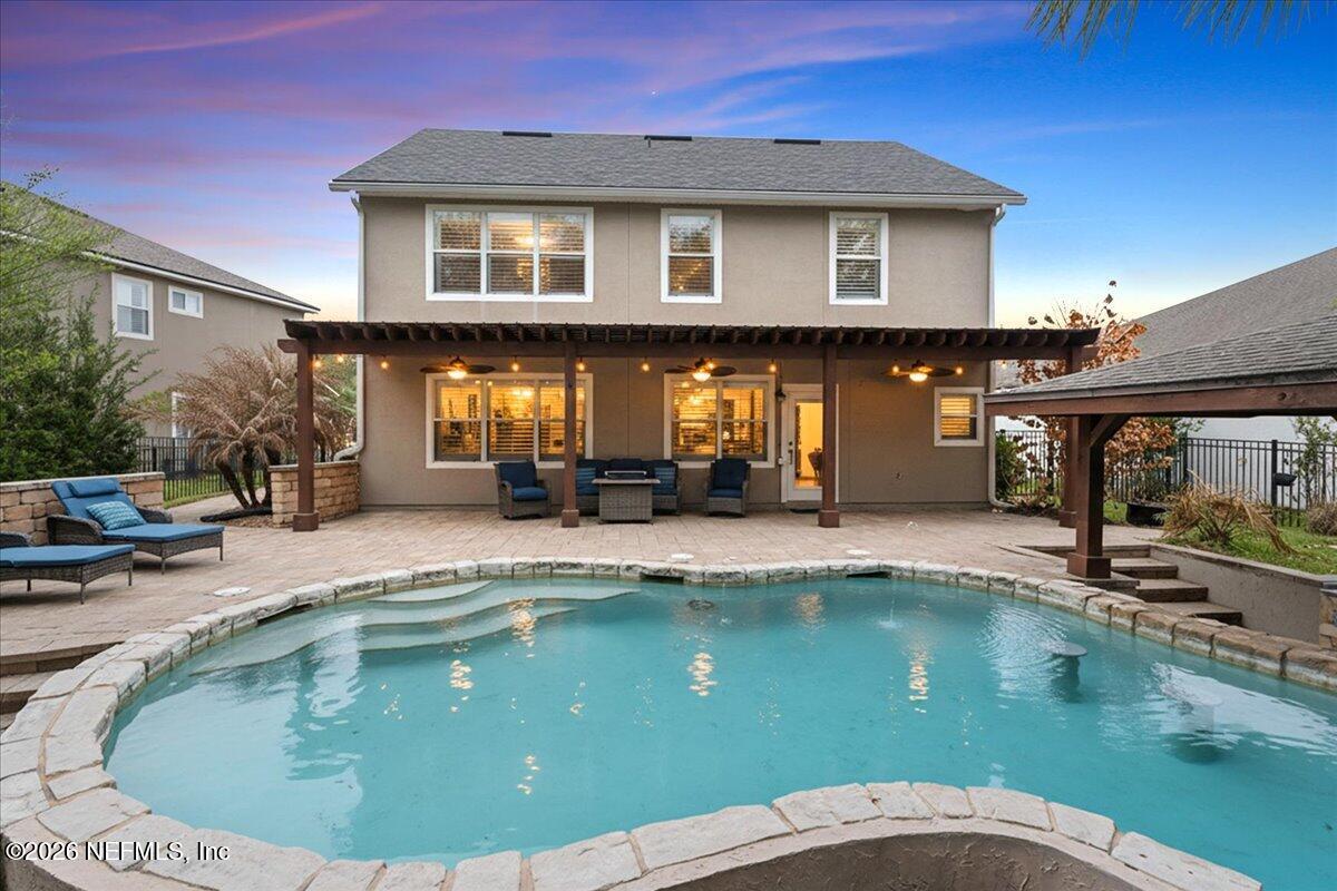 Image 2: 52-STA08836a