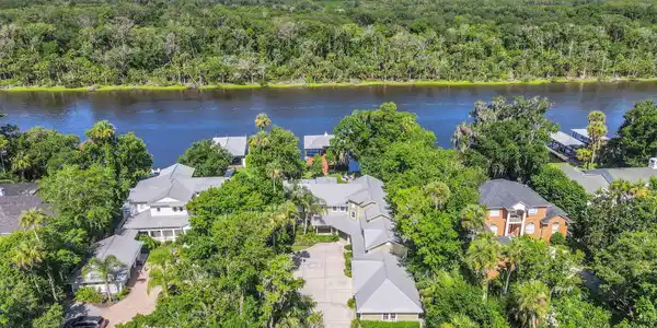 Image 3: 3 Aerial View With Intracoastal