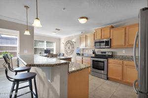 200 LAGUNA VILLA BLVD