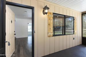 212 DOGWOOD DR