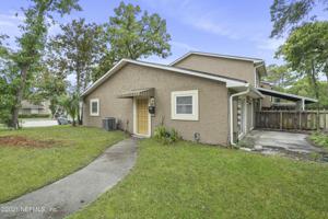 11419 BEDFORD OAKS DR
