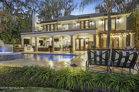 87 ROSCOE Boulevard N