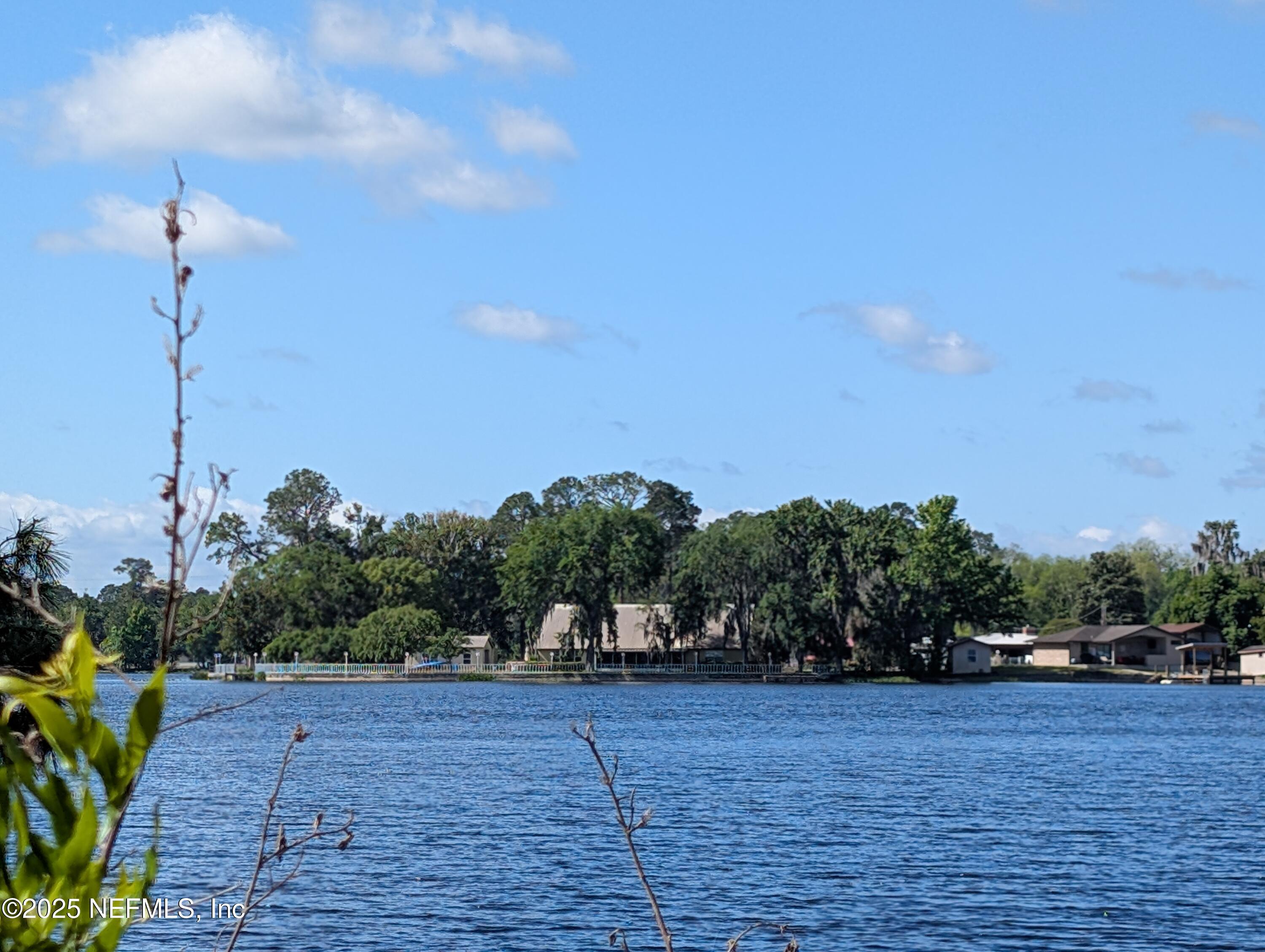 Image 1: 211 IDA BLVD