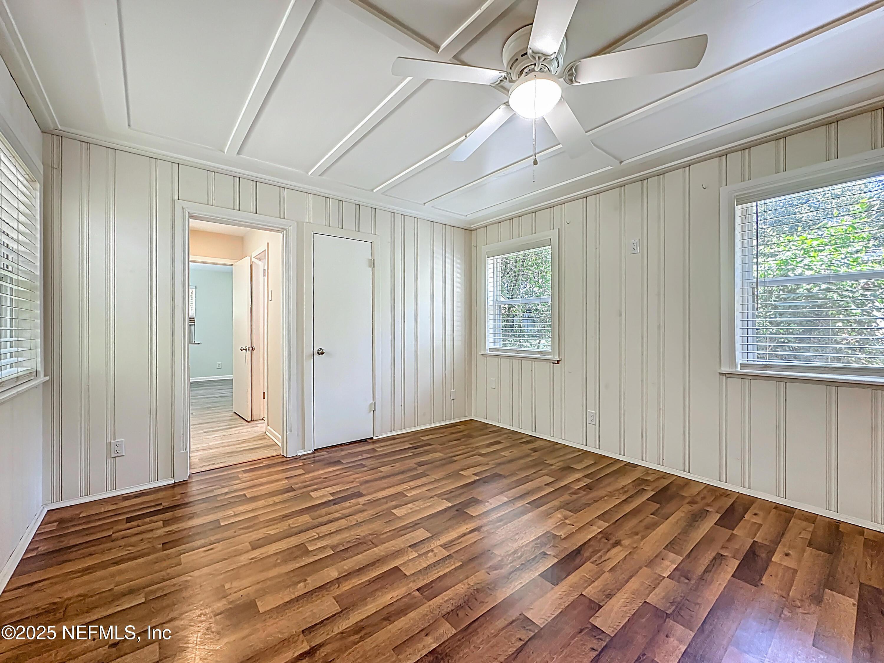 Image 3: 2254 Lake Lucina Drive-9