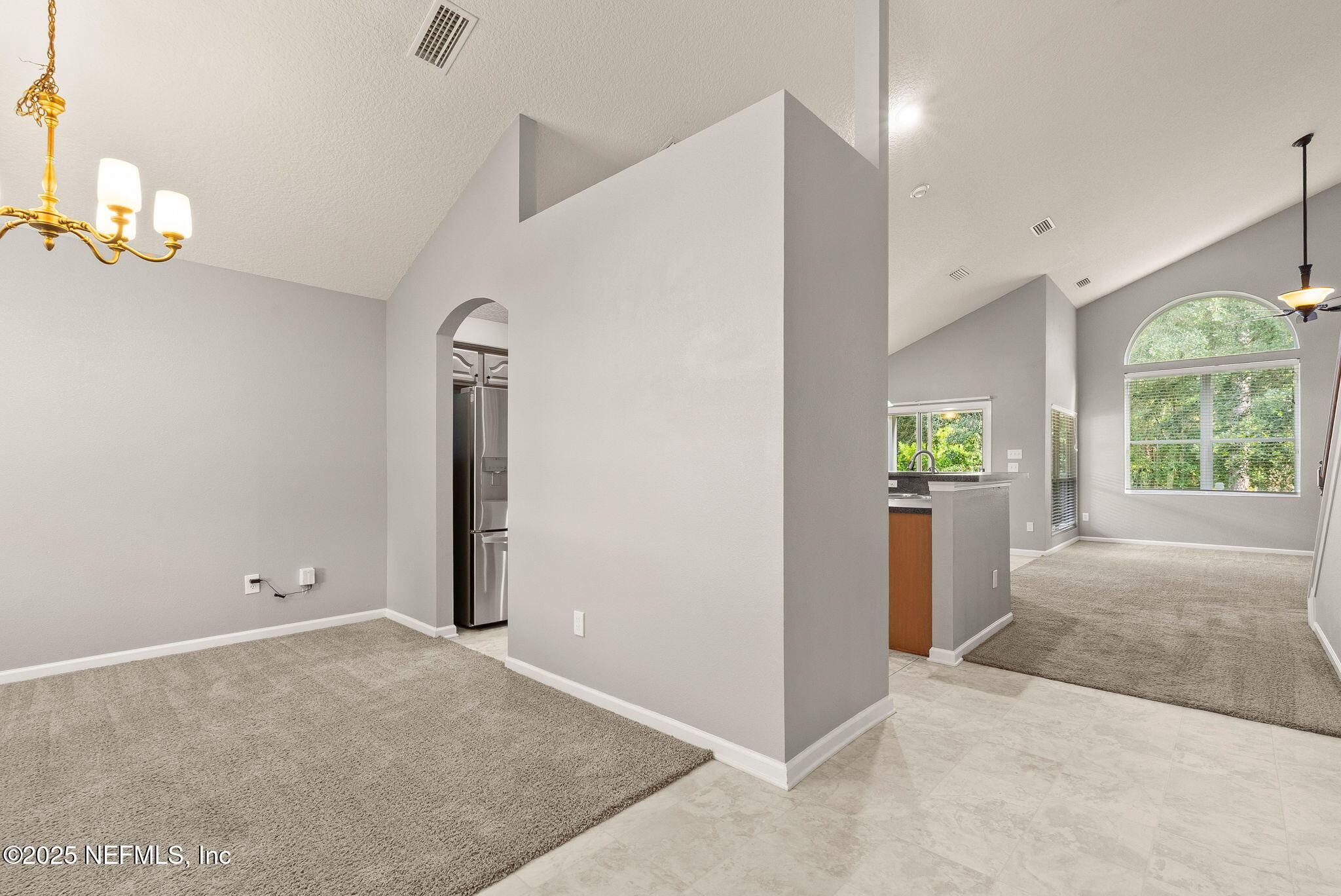 Image 4: 4-web-or-mls-DSC01513
