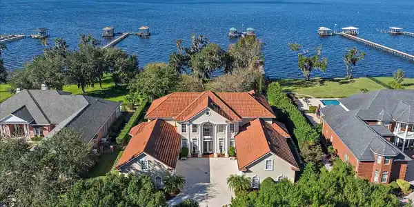 2075 SALT MYRTLE Lane