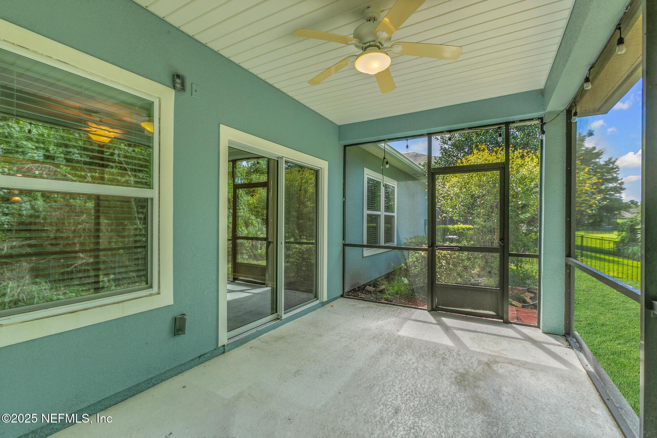 Image 4: Screened Patio