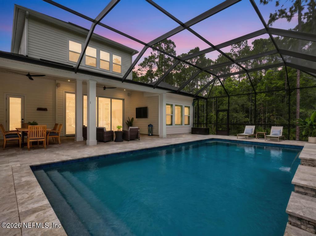 Image 2: 763 Palm Crest Dr-6