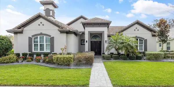 24 NEW WATER OAK Drive