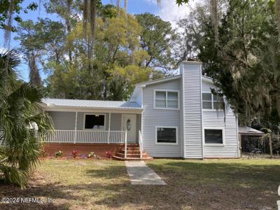 105 ROBERTS Boulevard