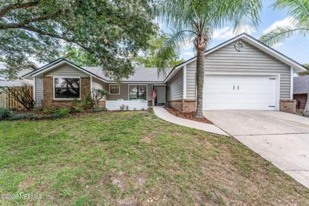 3953 ARBOR BLUFF Lane E