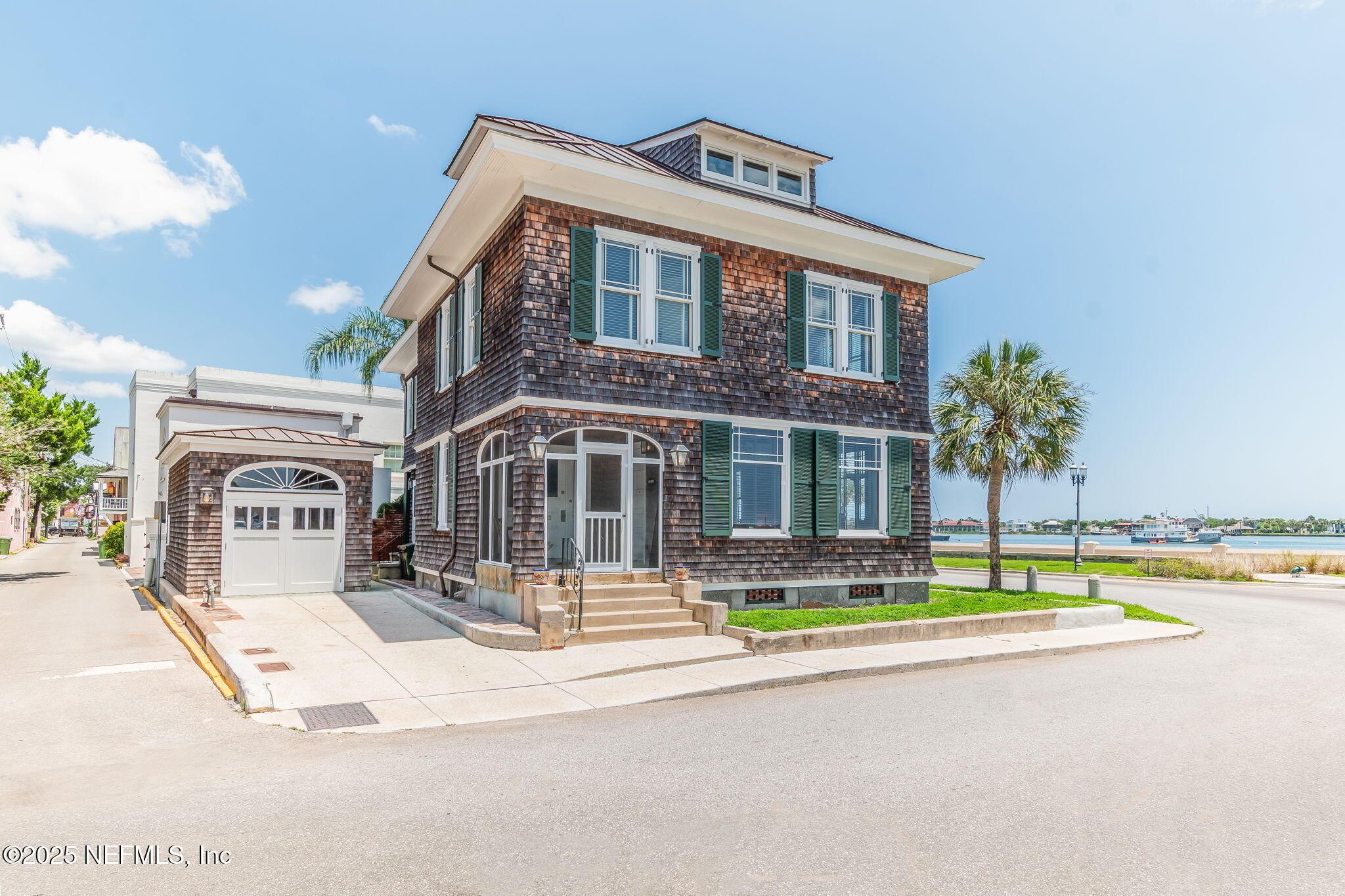 Image 3: 1-web-or-mls-178 Avenida Menendez-2