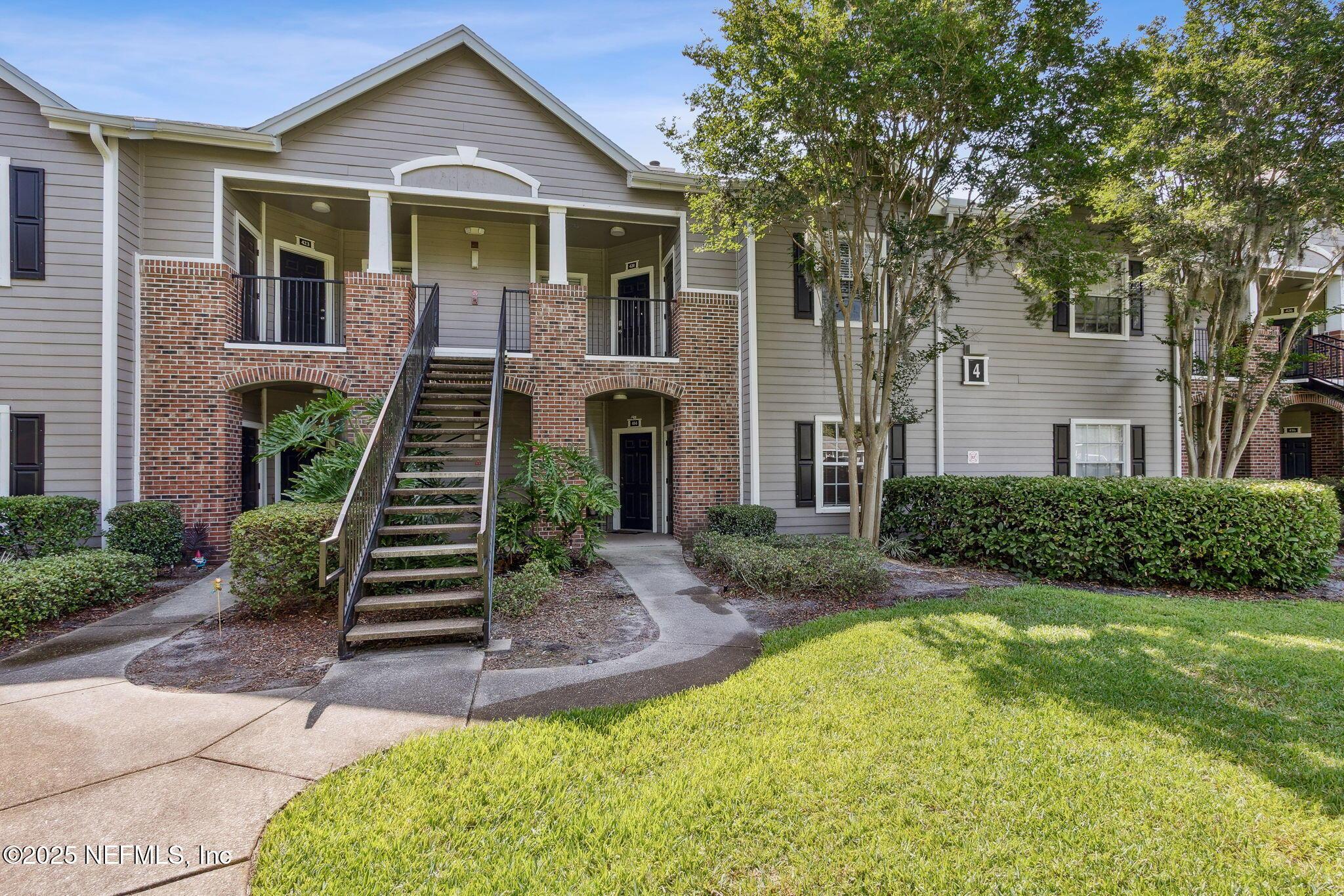 Image 2: UNIT 414 TO RIGHT