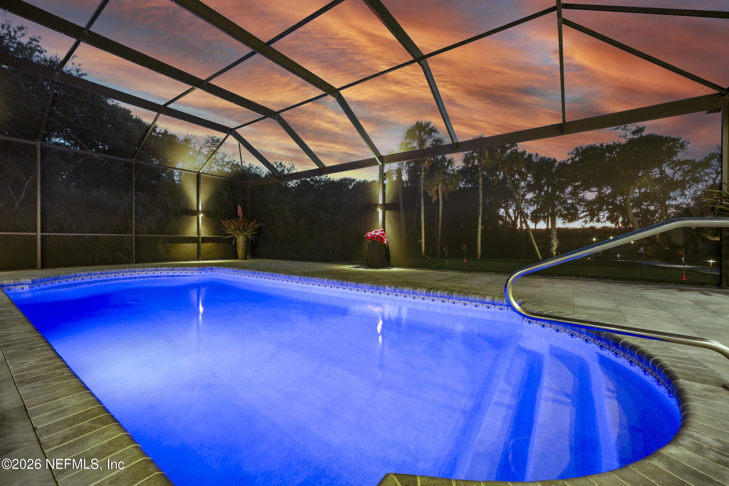 Image 3: 138_the real estateographers_206