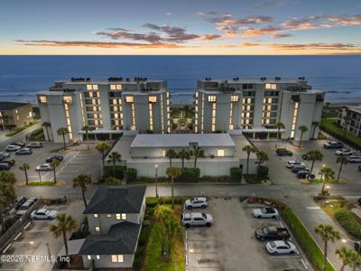 2200 OCEAN Drive S