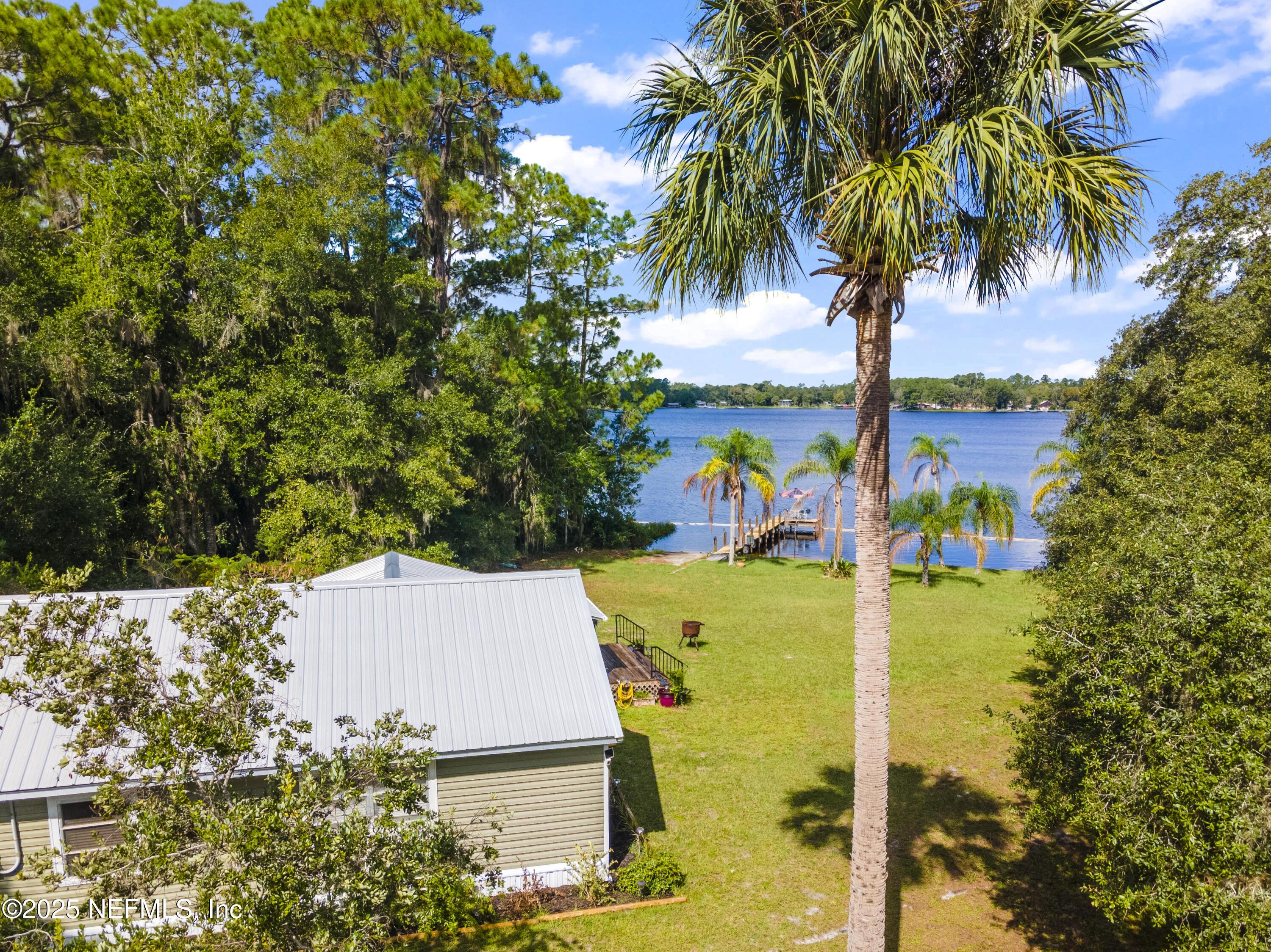 Image 1: 942 State Rd 20, Interlachen, Florida
