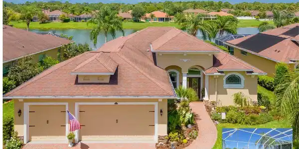 84 ARENA LAKE Drive