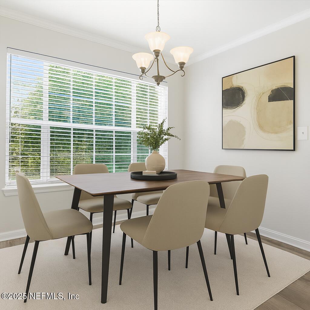 Image 3: 6a Dining Room Staged