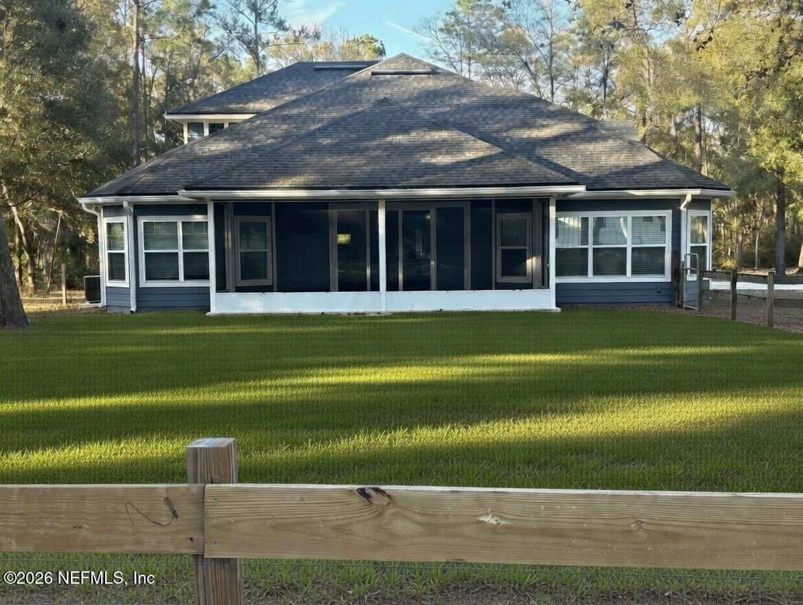 Image 2: 1-house_back