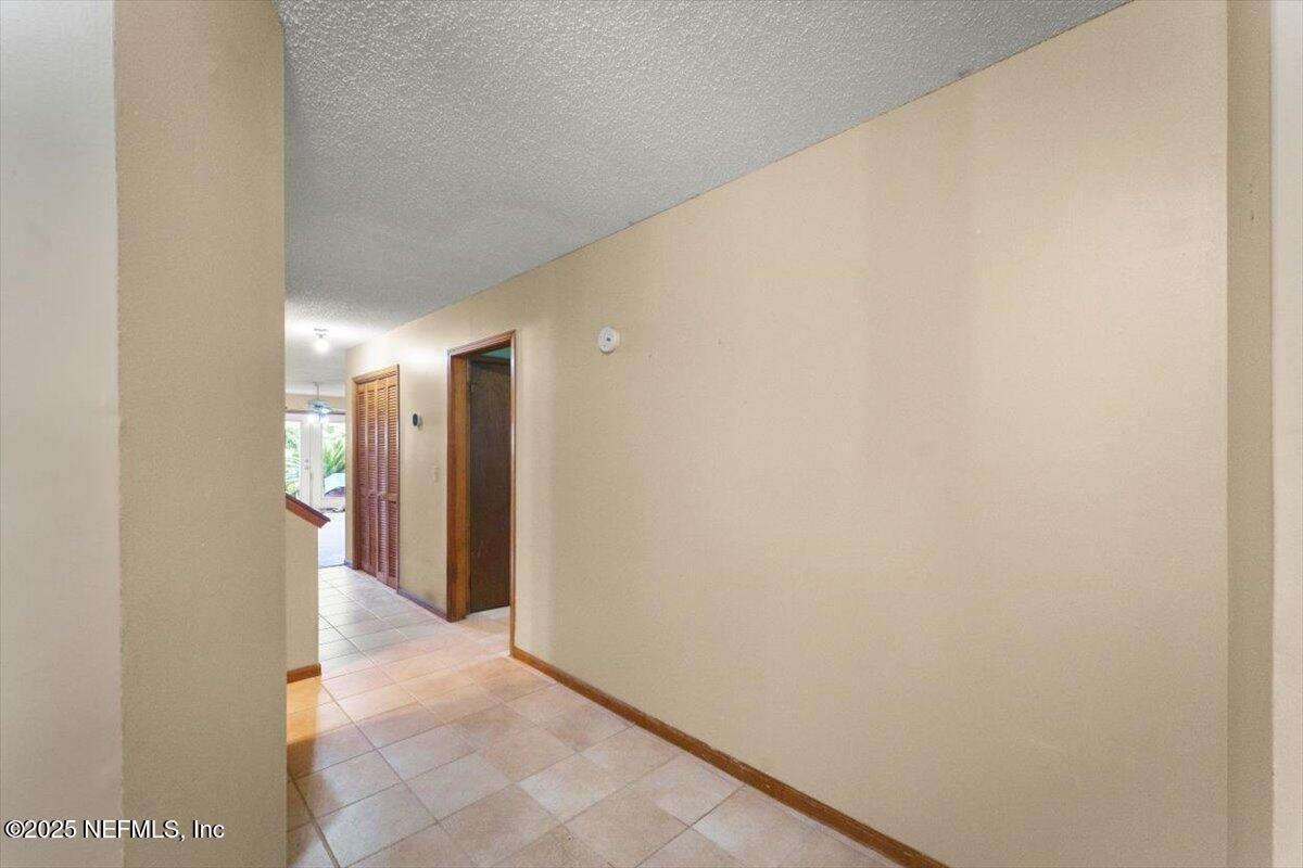 Image 4: 3918 Meadowview - Valley at Hidden Hills