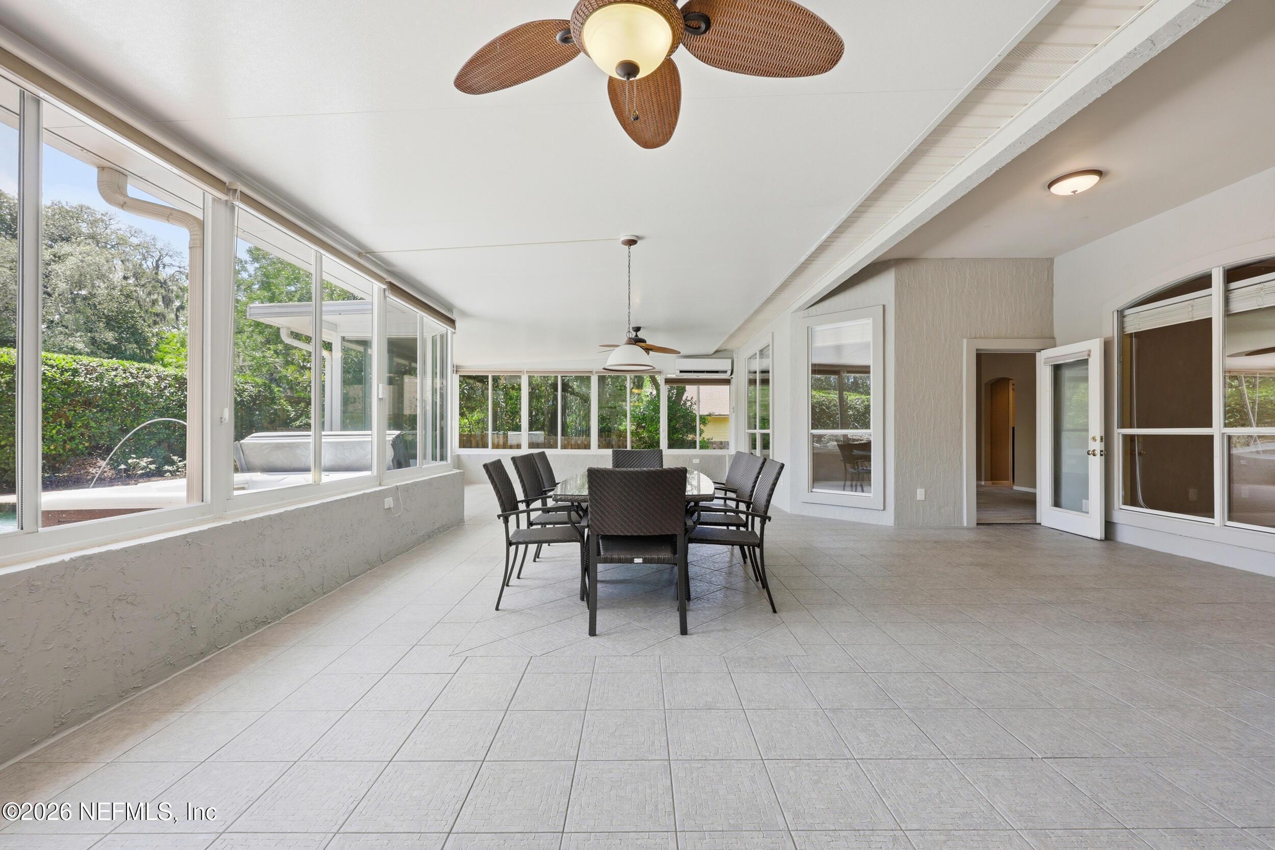 Image 3: Florida Rm