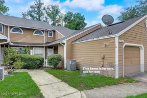 11836 ASHBROOK CIR N