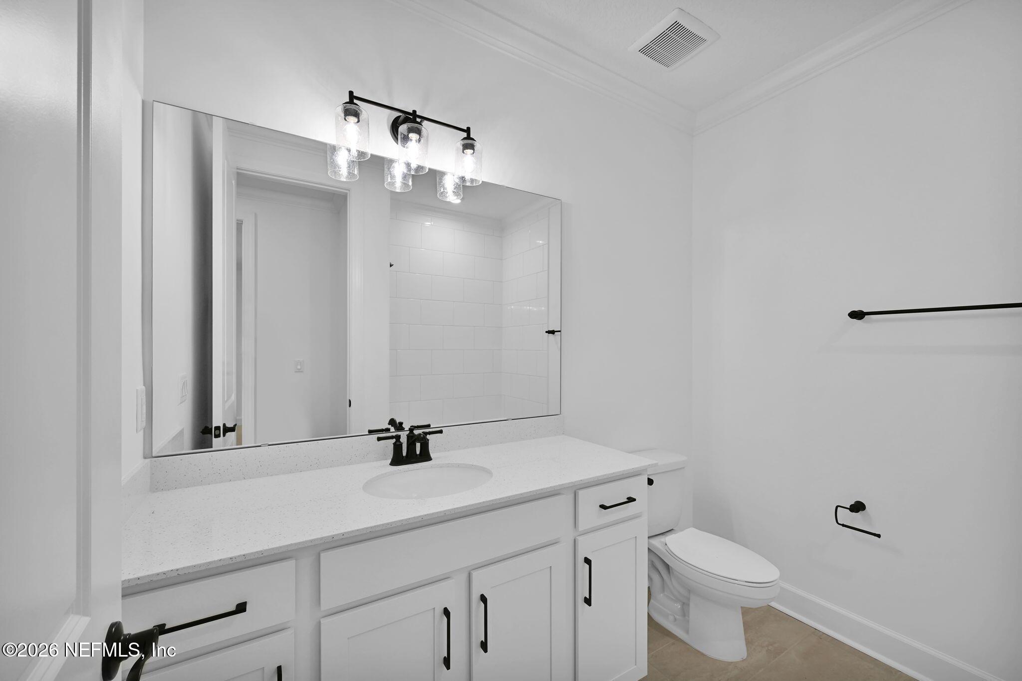 Image 3: CTNP-0002-00_Grayton II_Bath 3