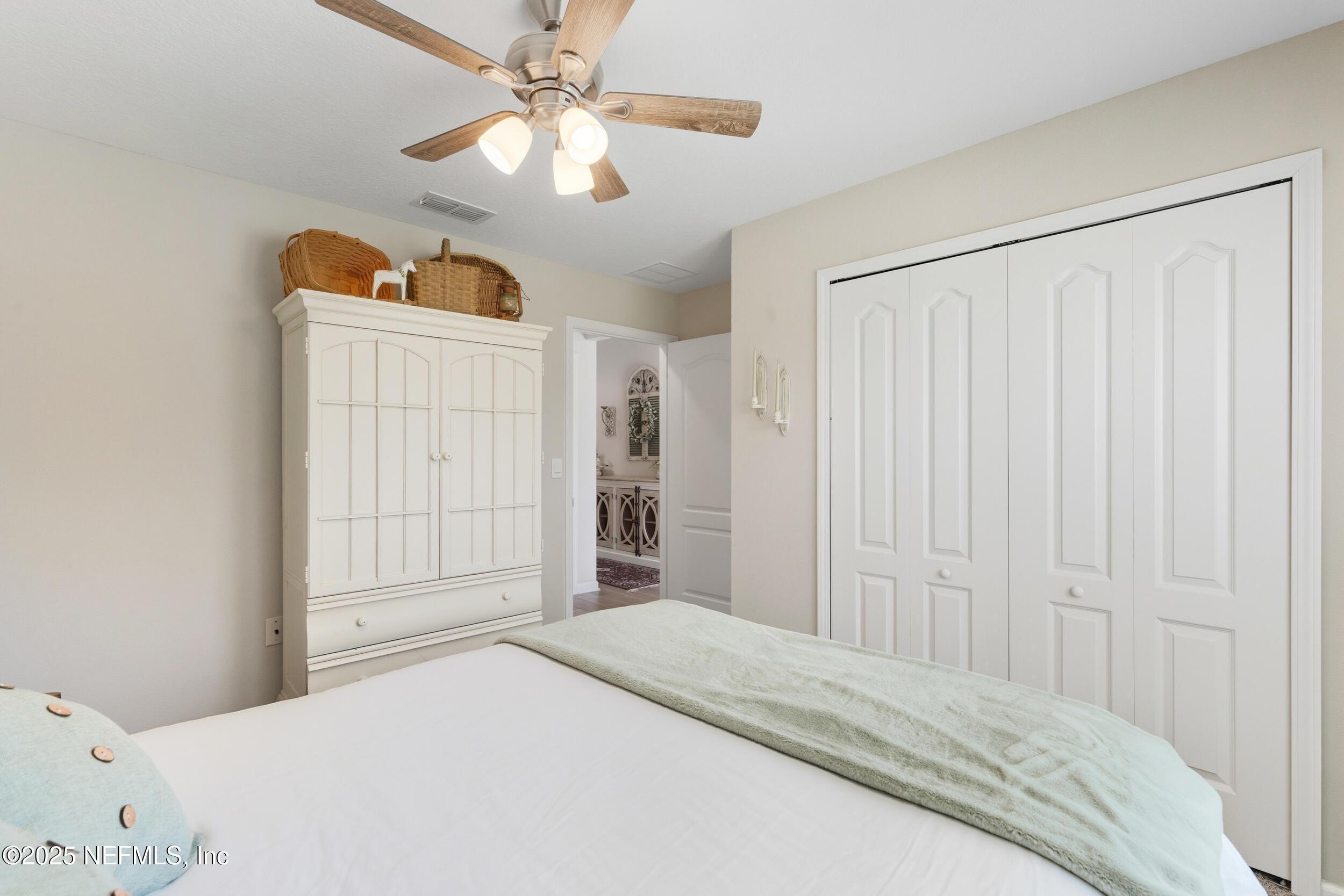 Image 4: VIEW 2 FRONT BEDROOM