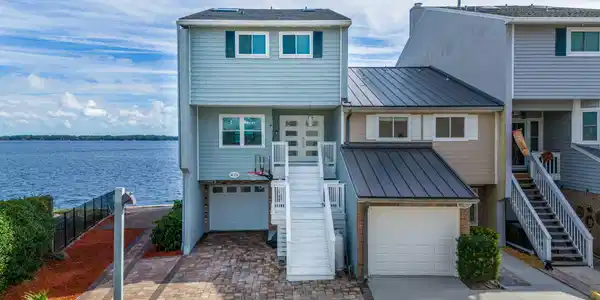 326 SCENIC POINT Lane