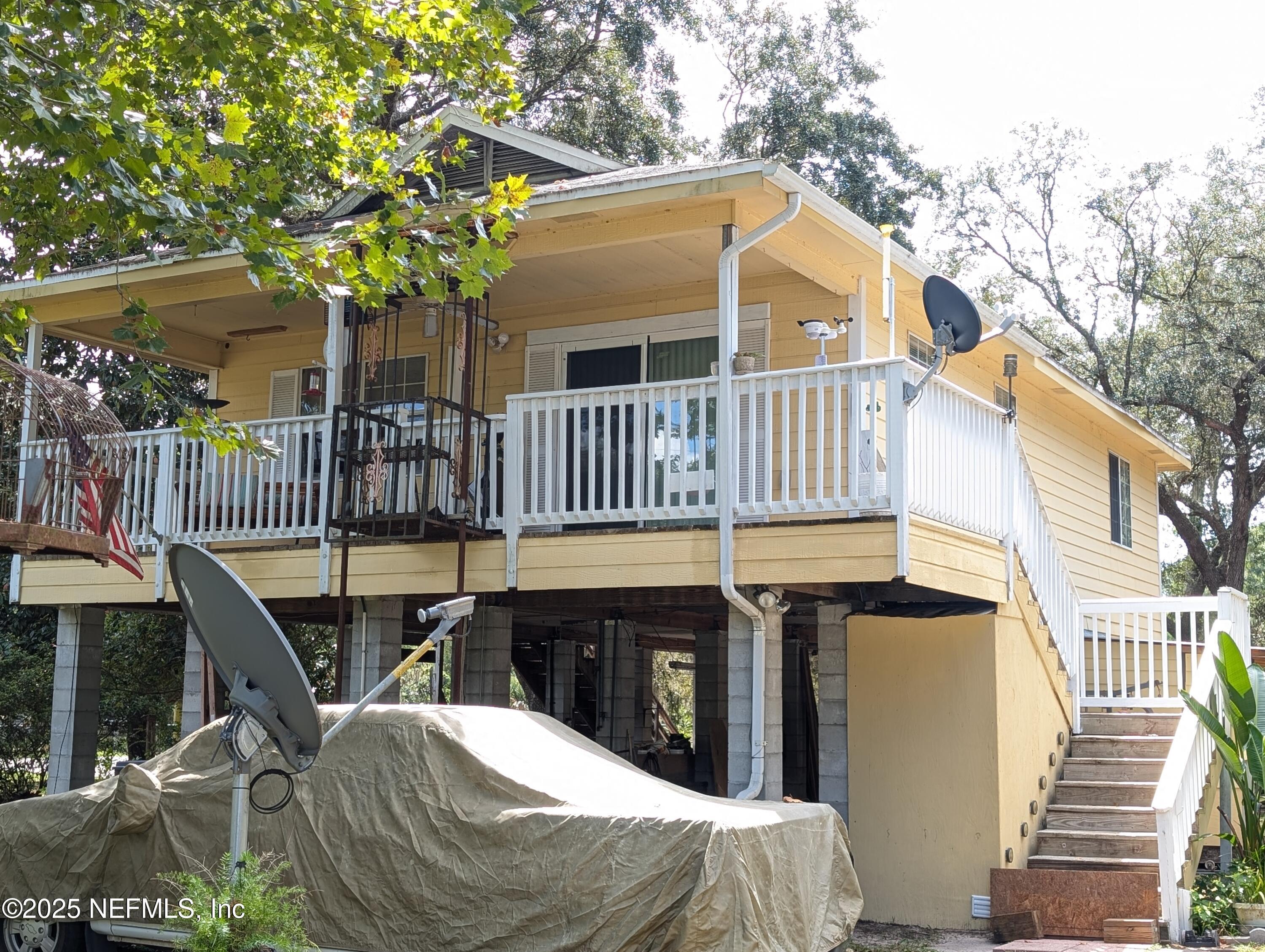 Image 1: 215 MALTAS AVE 02