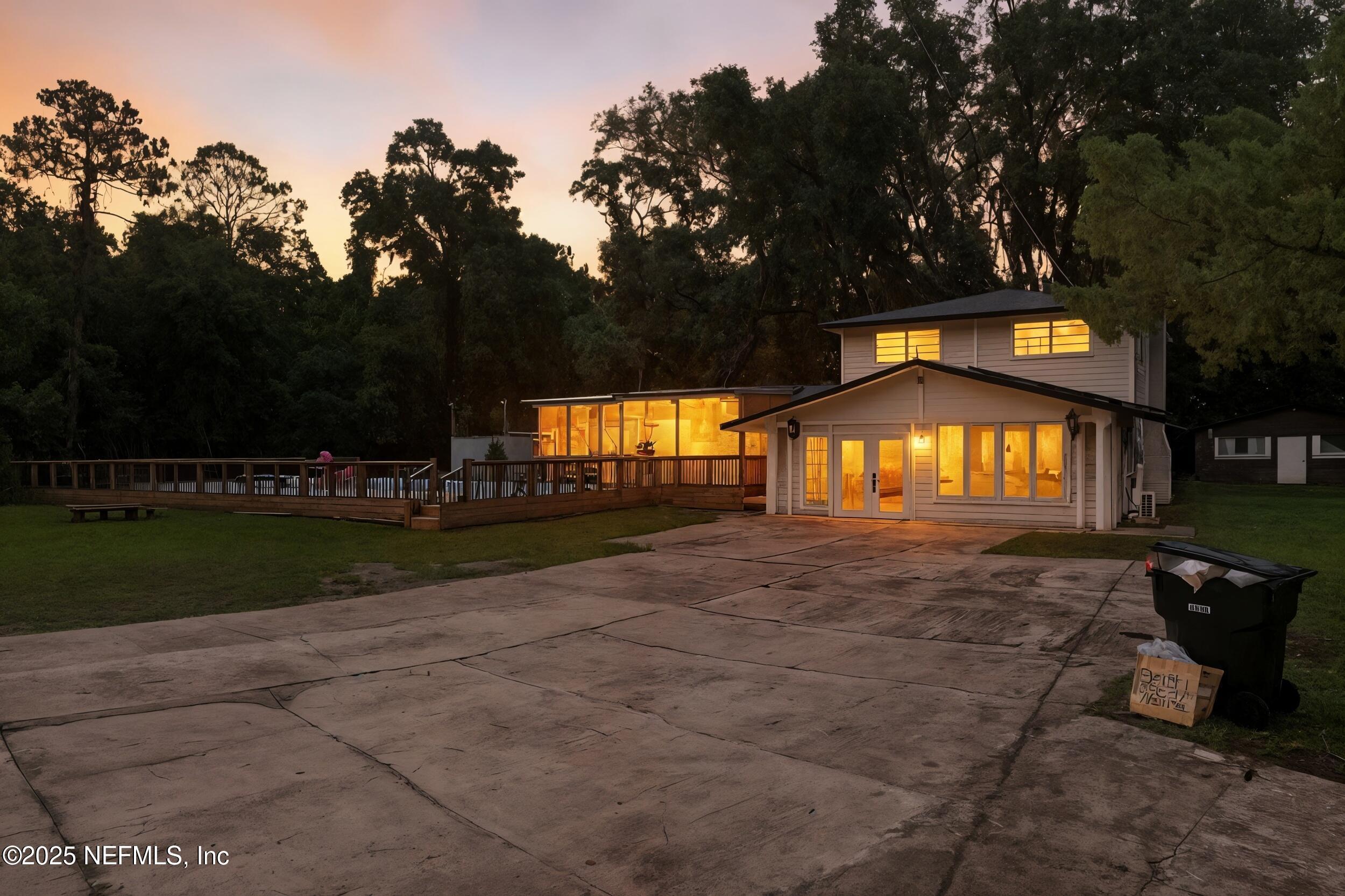 Image 3: 1638 starratt rd, jacksonville, fl 32226