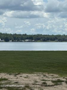 00 LAKE Drive