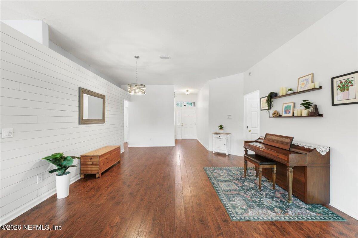 Image 3: Great Room