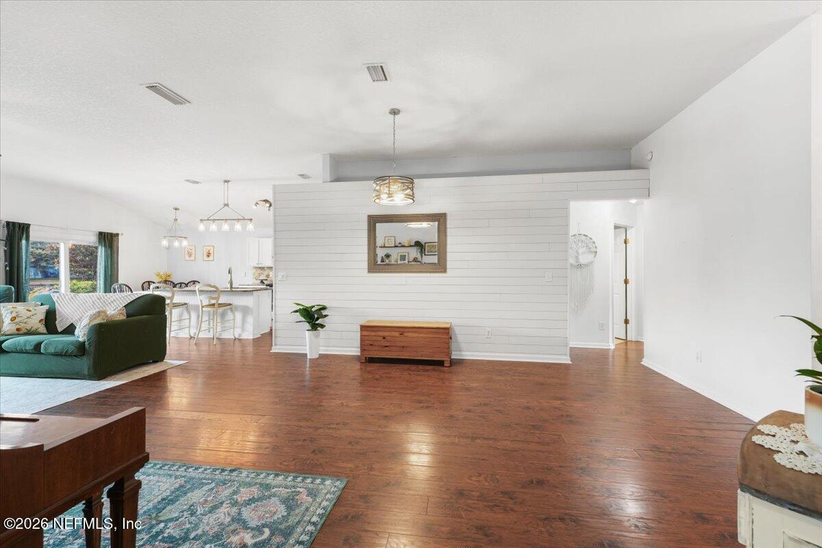 Image 4: Great Room
