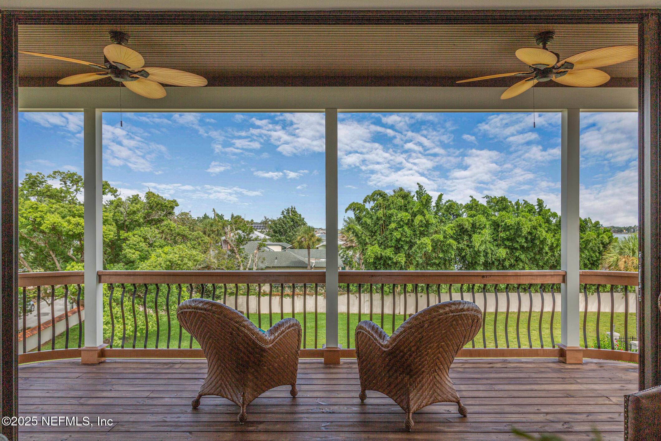Image 4: 9 Bonita Bay (65)