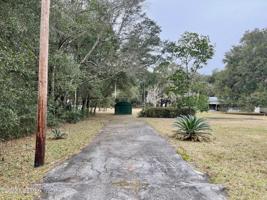 121 ROBERT AVE