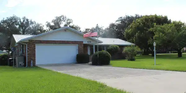 570 HEBRON AVE
