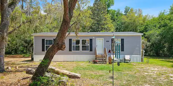 7279 JADE Lane