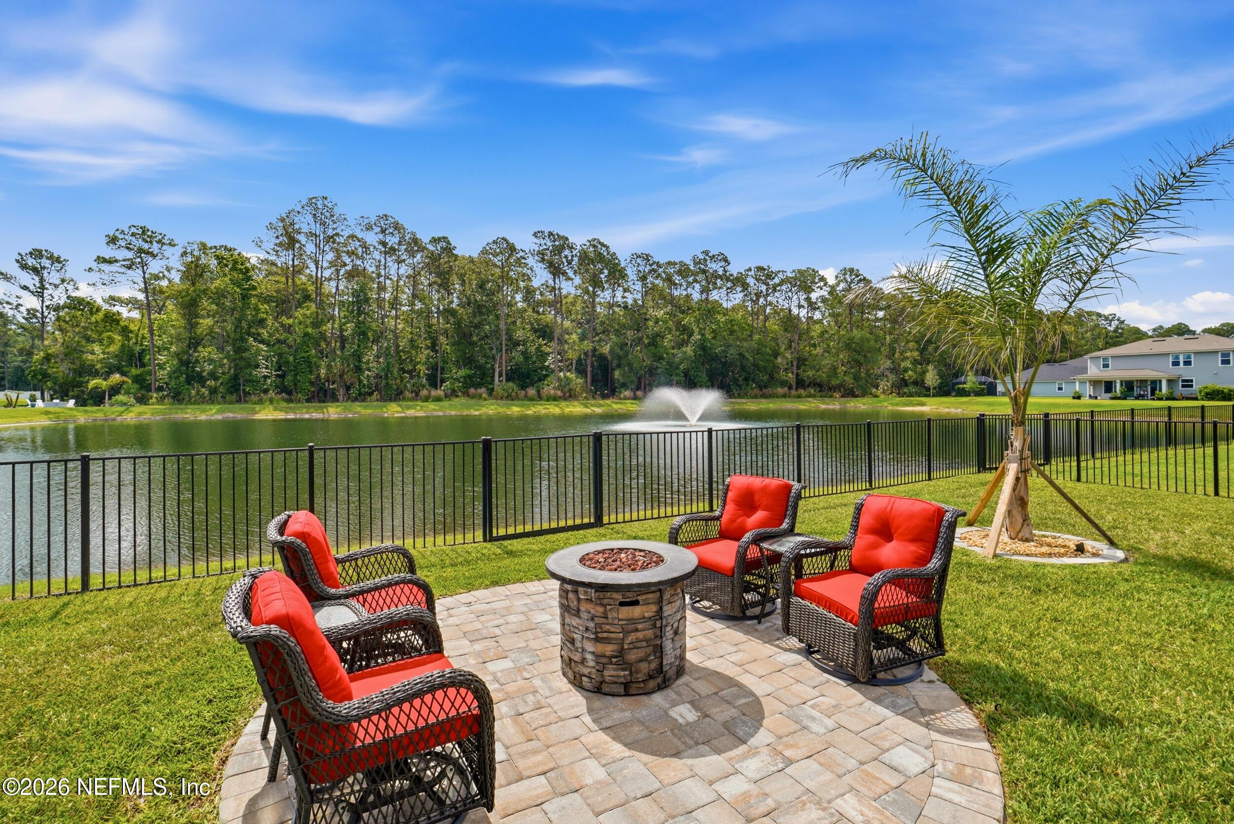 Image 2: 424 cedar preserve ln-046