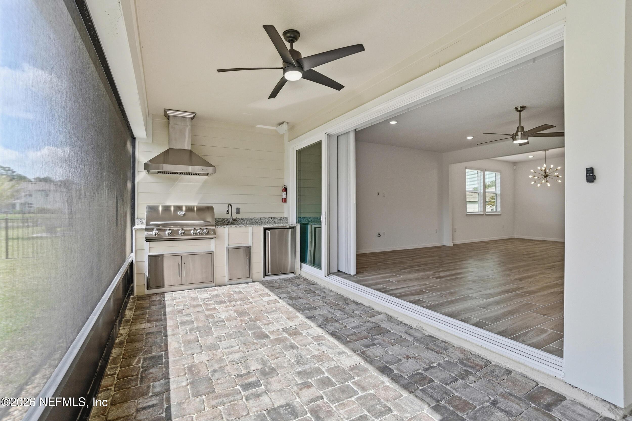 Image 3: 424 cedar preserve ln-009