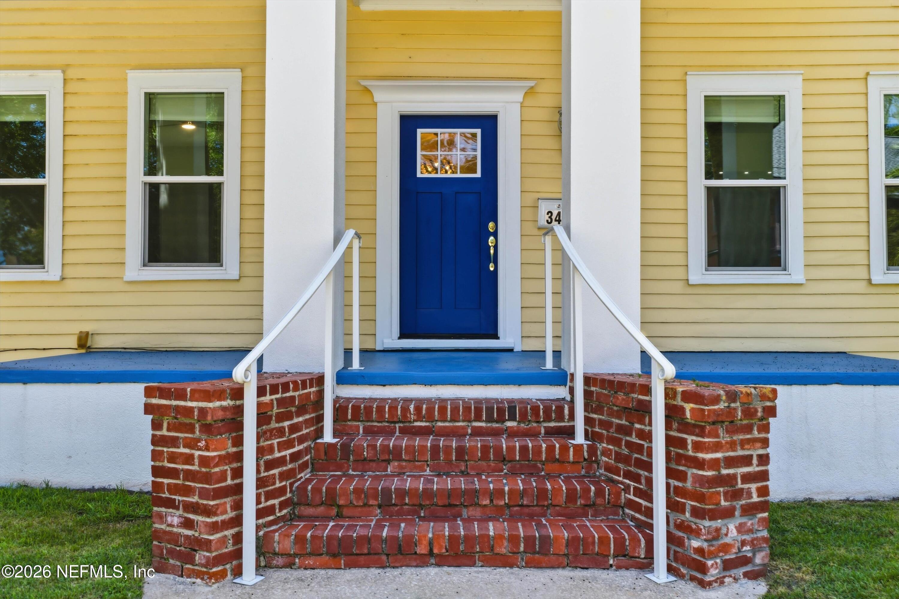 Image 3: 05-Front Porch