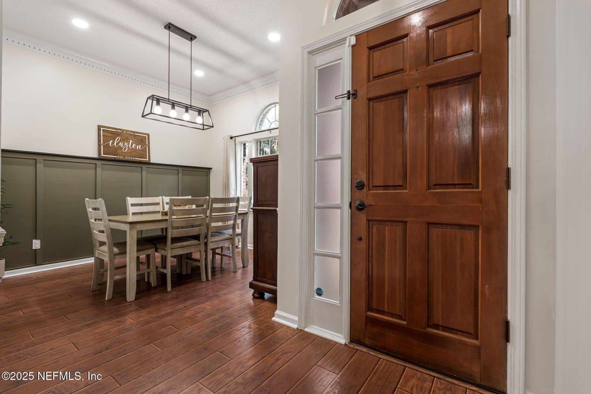 Image 4: 40-web-or-mls-1440-runningbrook-ct