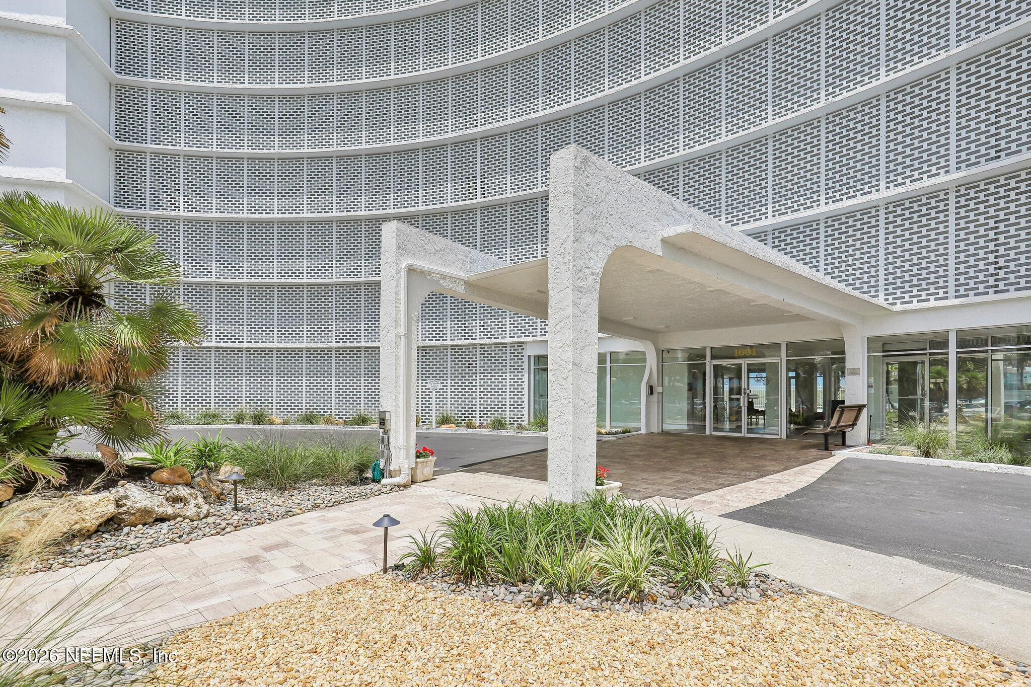Image 2: 3-web-or-mls-Ocean Dr S 402-S1906-003
