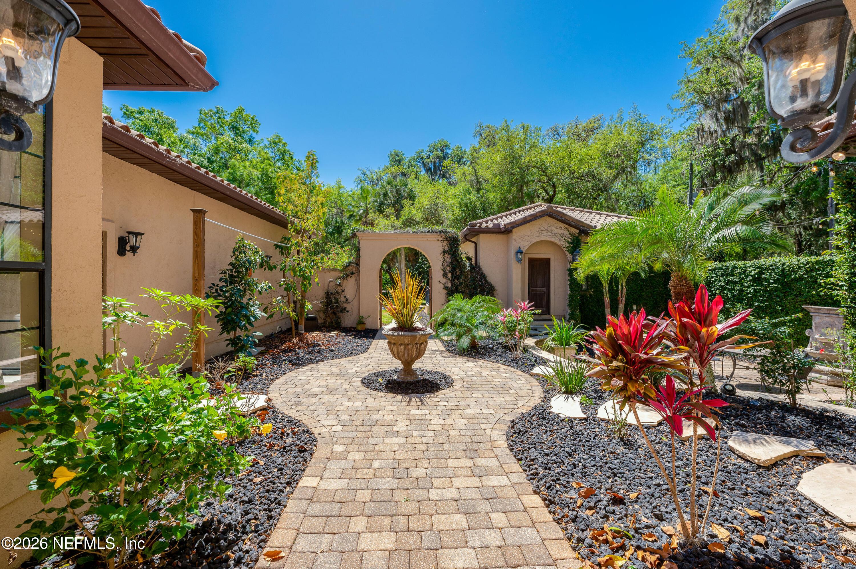 Image 3: Courtyard